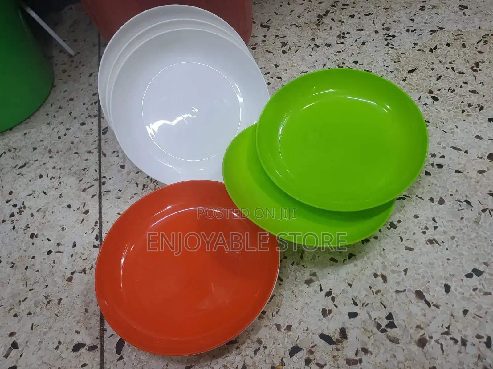 Plastic Serving Plates 12pcs