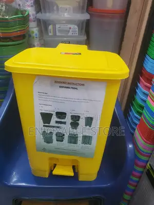 Indoor Plastic Dust Bins Plastic Dust Bins