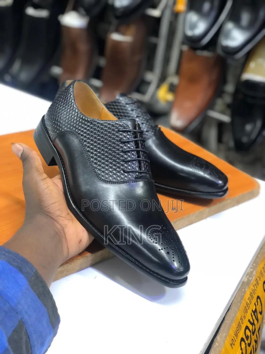 Clarks Premium Leather Oxford Shoes