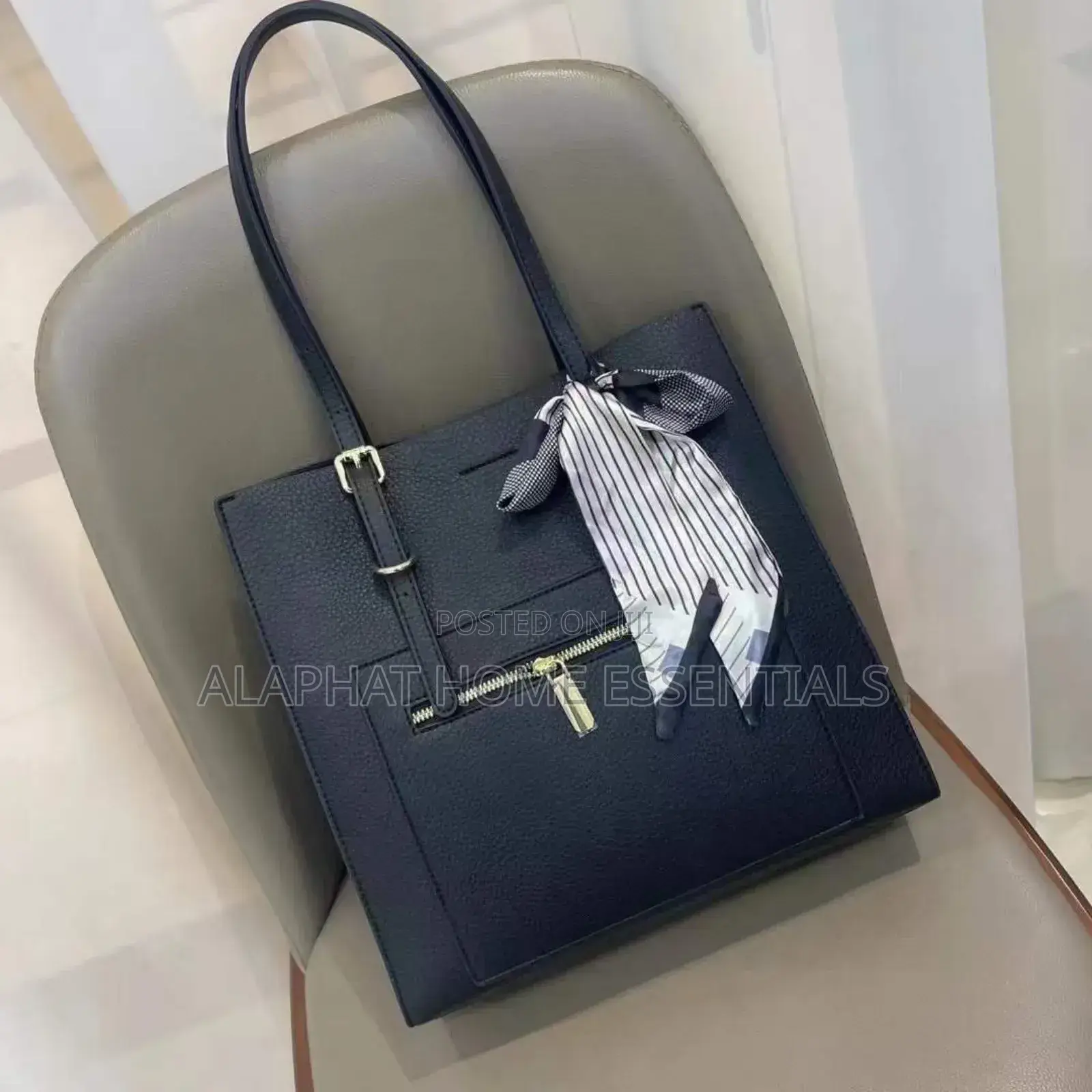 Square Shape Modern Hand Bag