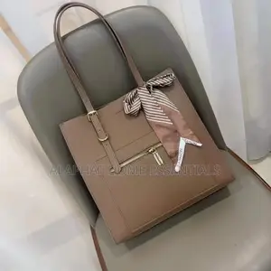 Square Shape Modern Hand Bag