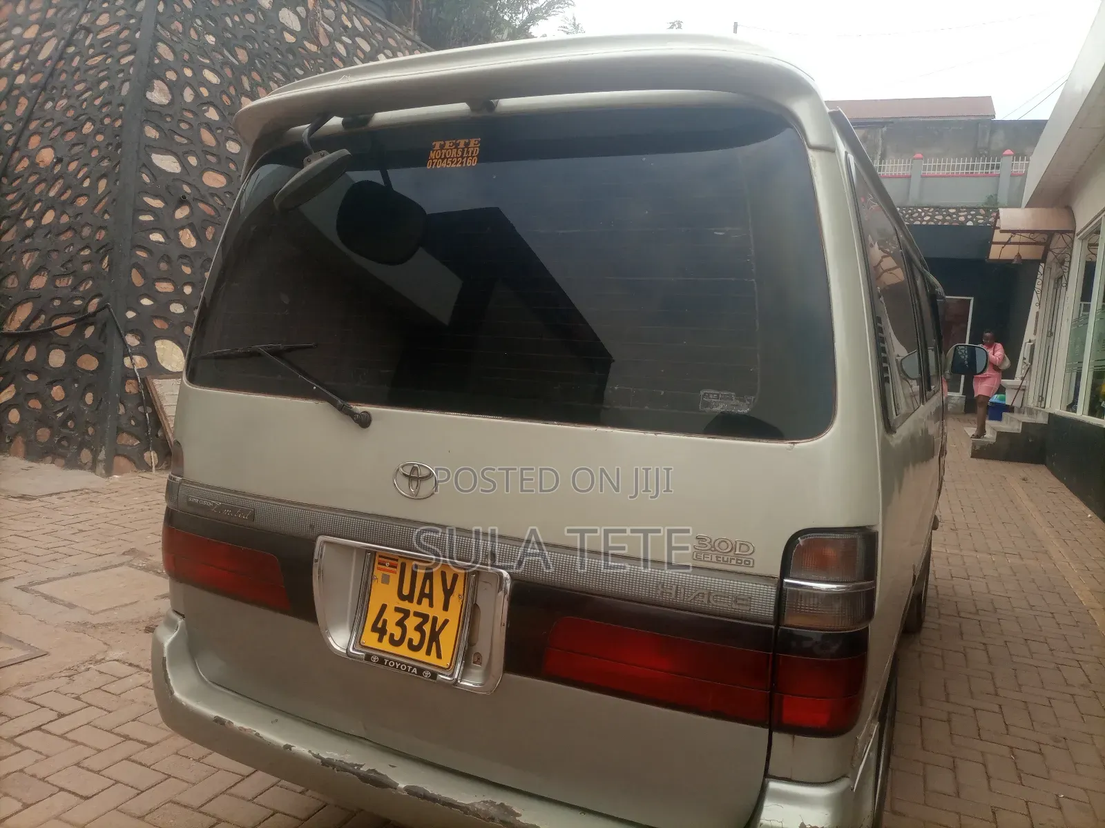 Toyota HiAce 1999 Grey