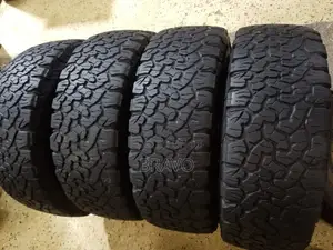 265/65r17 Bf Goodrich All Terrian.