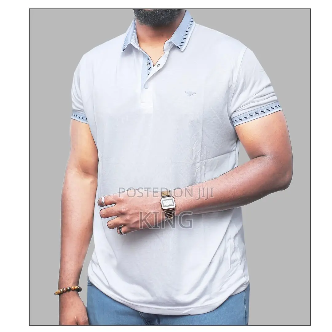 Tem White Colar T-Shirts