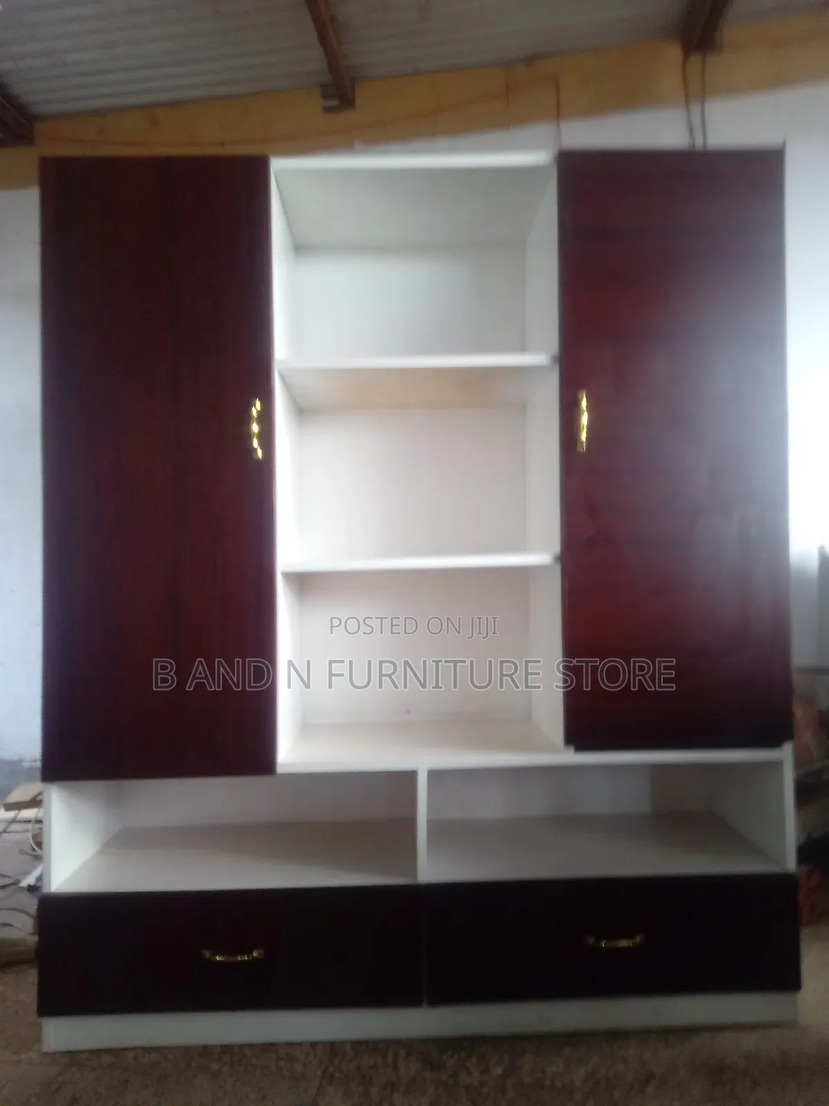 Exciting Wardrobe 160 by 160 by 42cms