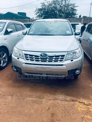 Subaru Forester 2011 Silver