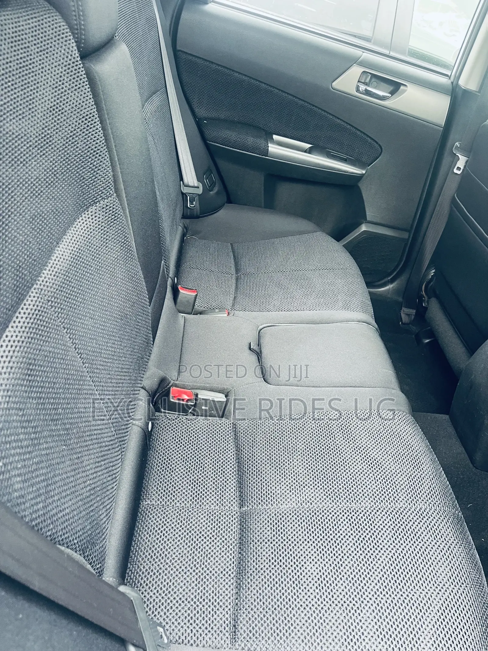 Subaru Forester 2011 Silver