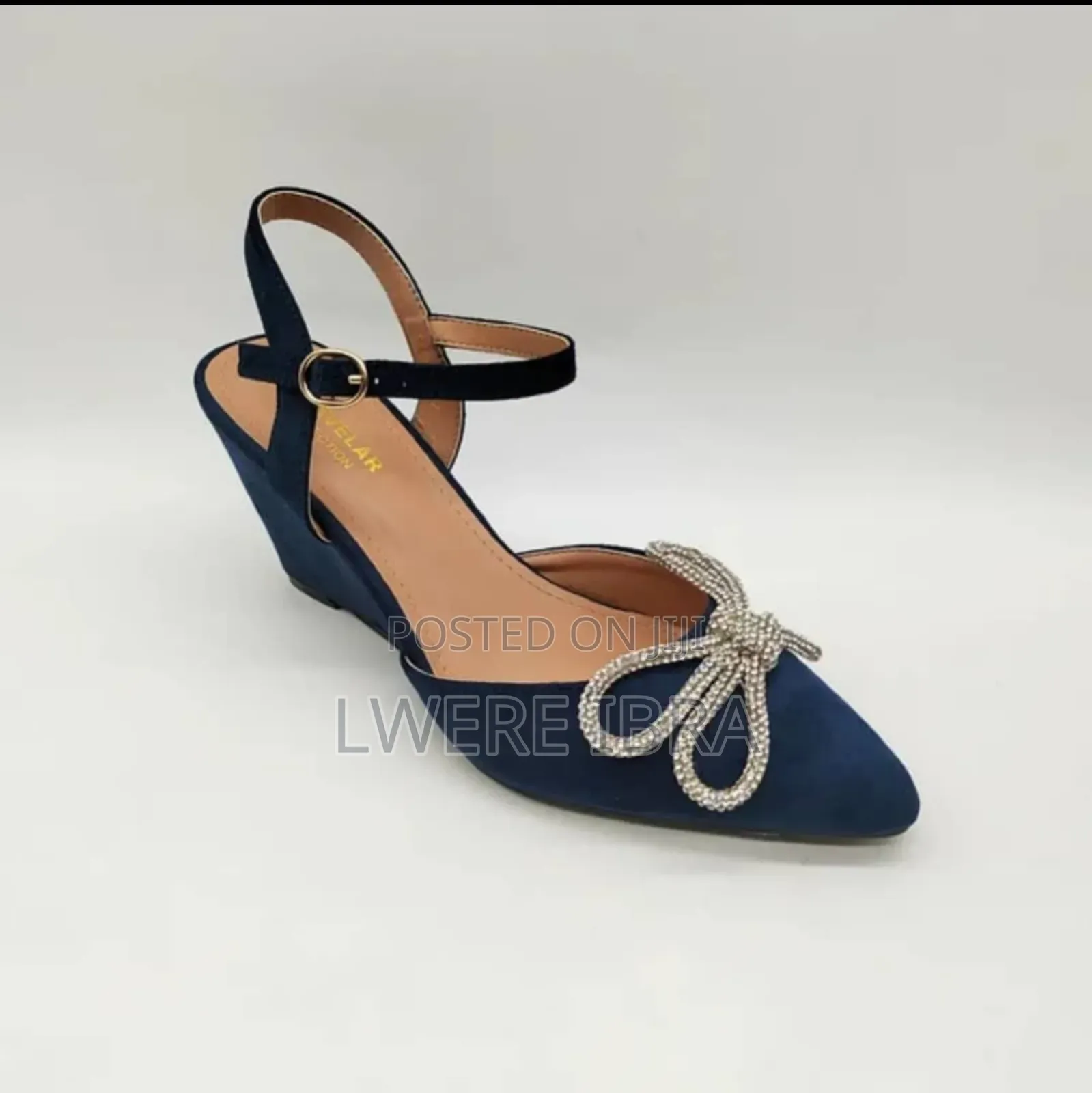 Classic Trending Wedge Sheos