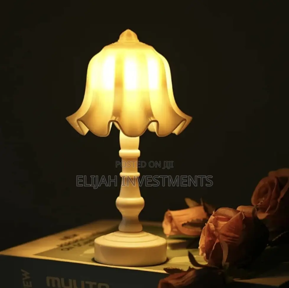 Portable Lotus LED Table Lamp