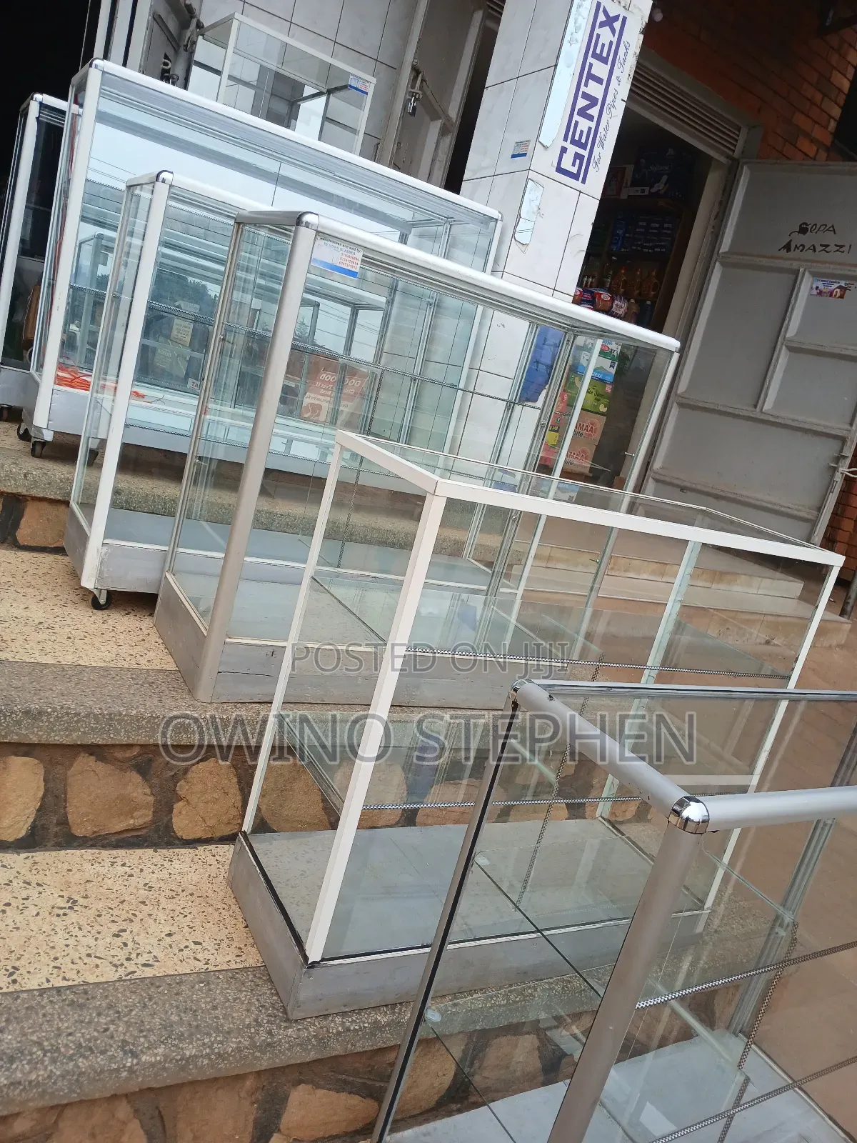 Show Cases/ Display Tables