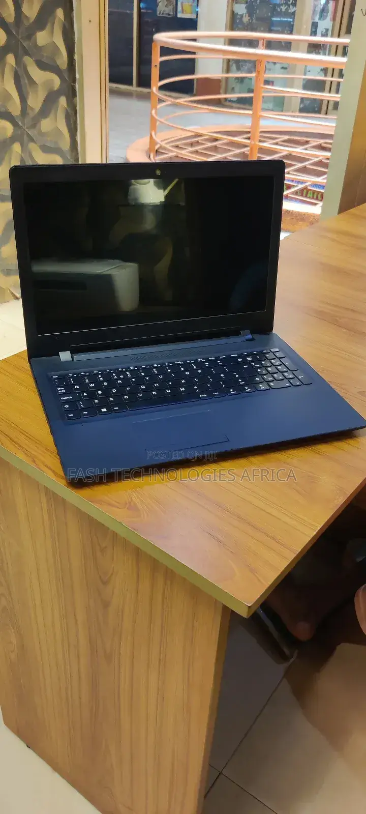 Laptop Lenovo IdeaPad 110 4GB Intel Celeron HDD 350GB