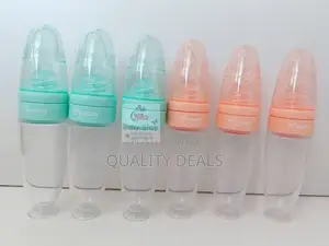 Momeasy Silicone Baby Squeeze Feeder