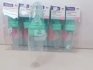 Momeasy Silicone Baby Squeeze Feeder