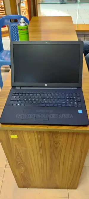 Laptop HP 15 4GB Intel Core I3 eMMC 500GB