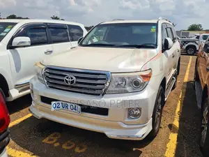 Toyota Land Cruiser 4.6 V8 VX-R 2013 White