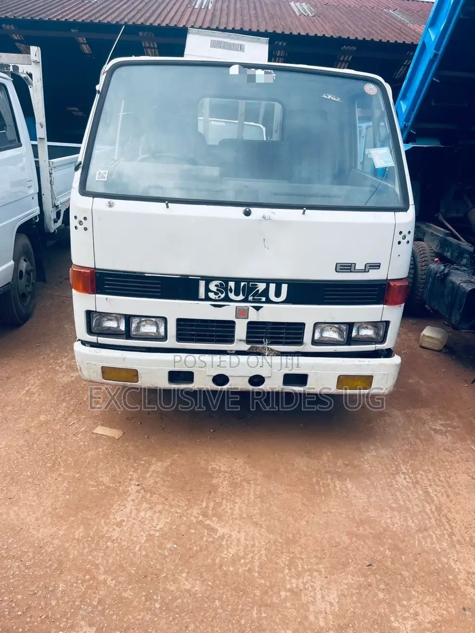Mitishubishi Isuzu Elf
