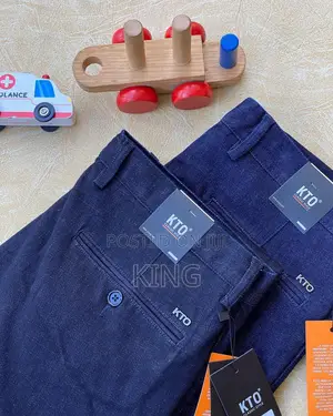 Rogue Men Fit Kaki Trousers