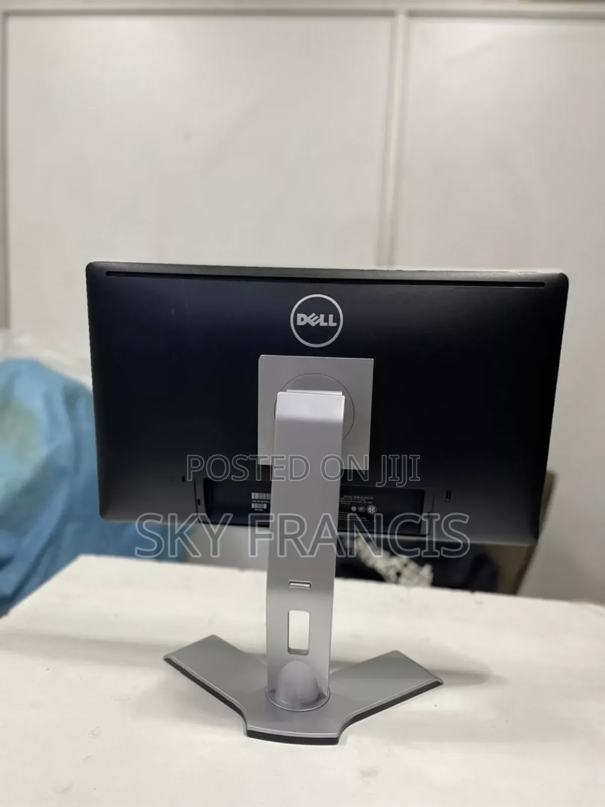 Dell Monitor Inch 22 Using DP