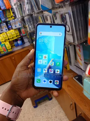 Infinix Hot 30 Play 128 GB Blue