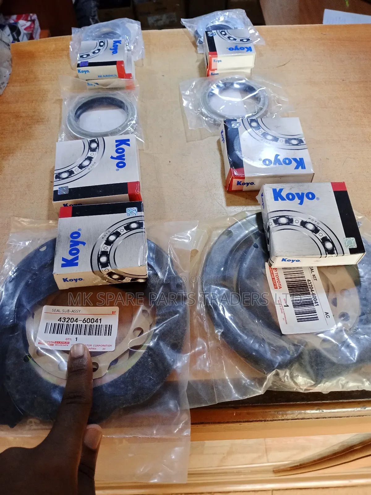 Land Cruiser Hub Bearings (In Front)