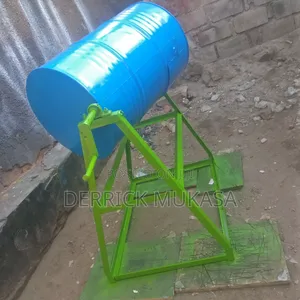 Manual Poultry and Animal Feeds Mixer