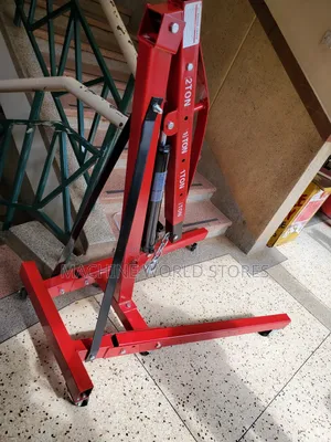 2T Hydraulic Crane.