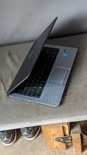 Laptop HP EliteBook 820 G2 8GB Intel Core I7 HDD 500GB
