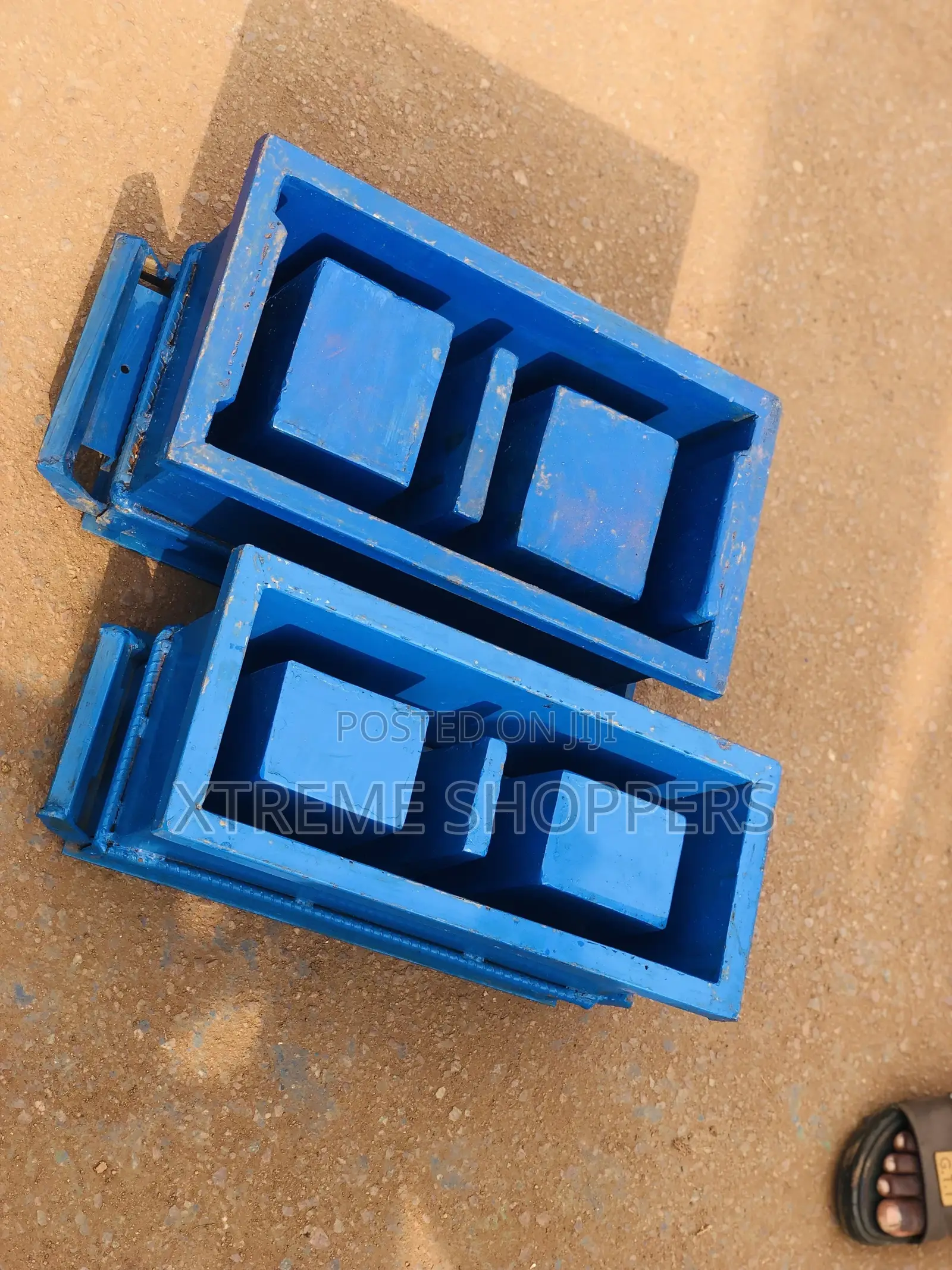 Concrete/Nine Block Moulds
