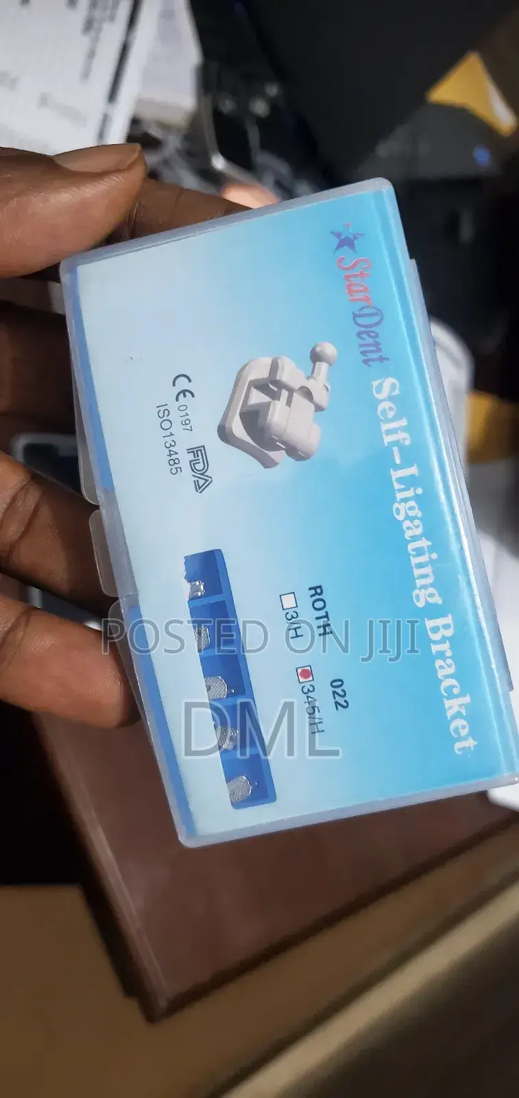 Self Ligating Bracket (Braces)