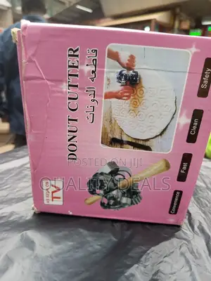 Handheld Donut Cutter Mould