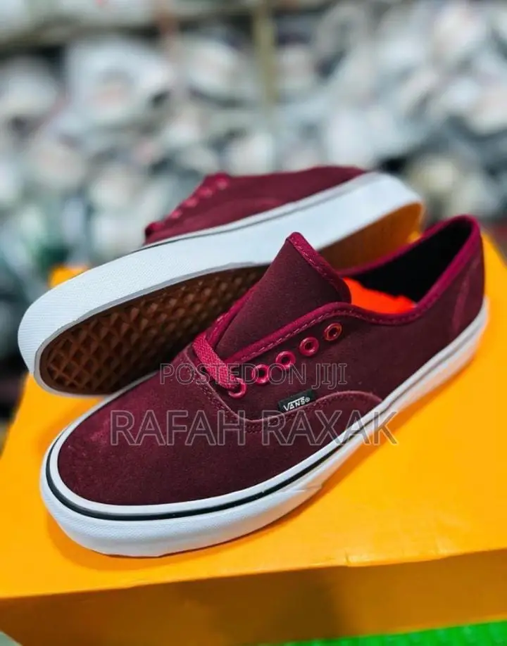 Original Unisex Maroon Suede Vans Off the Wall