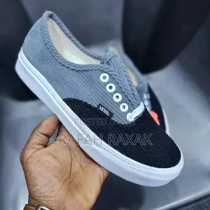 Photo - Original Black/Grey Vans Off the Wall Sneaker