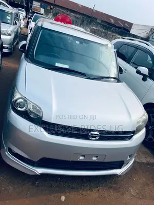 Toyota Corolla Rumion 2010 Silver
