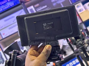 LED 416 VIDEO LIGHT at 170 Comes One Battery and Charger