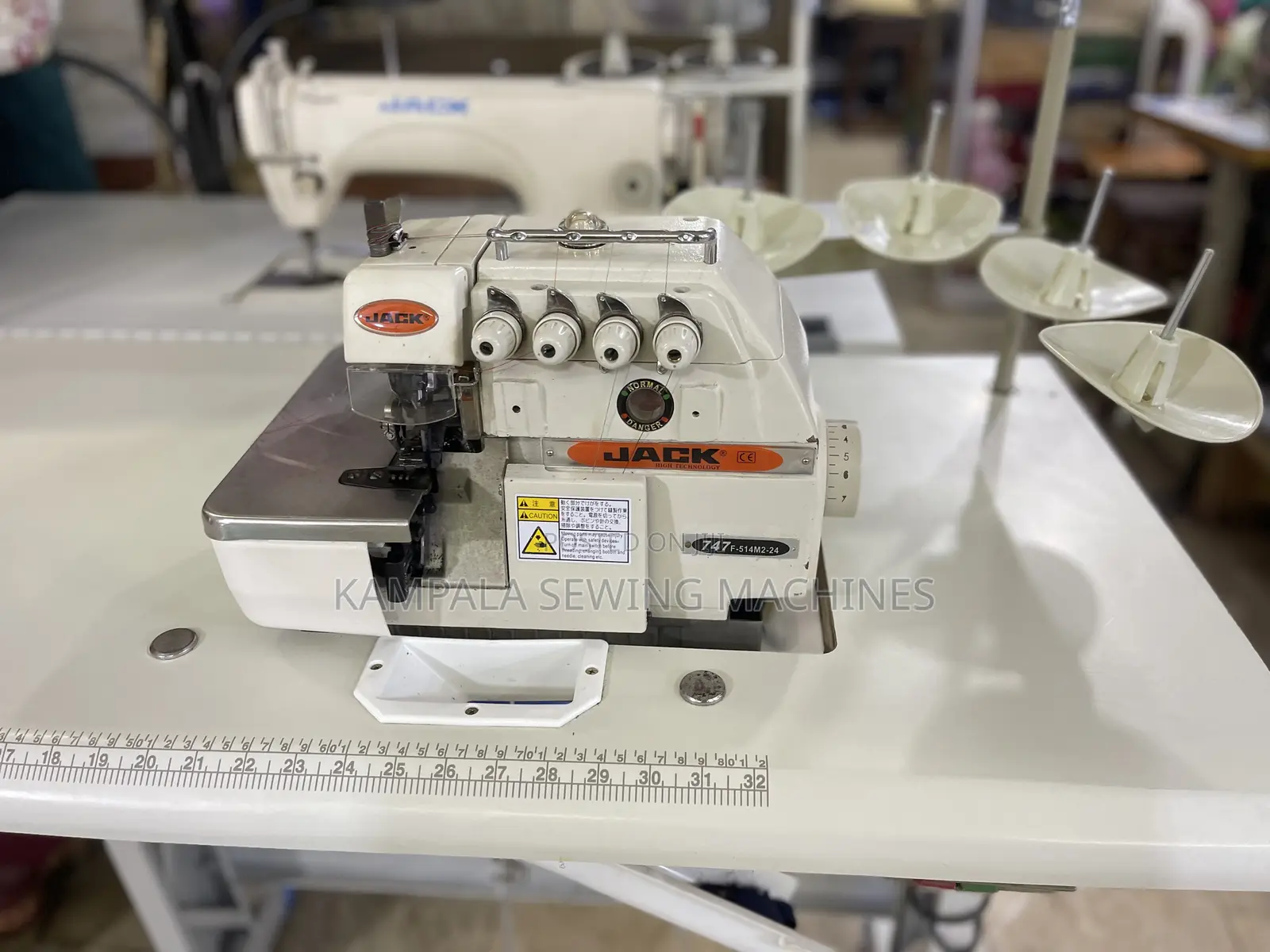 Industrial Overlock Sewing Machines Jax-1