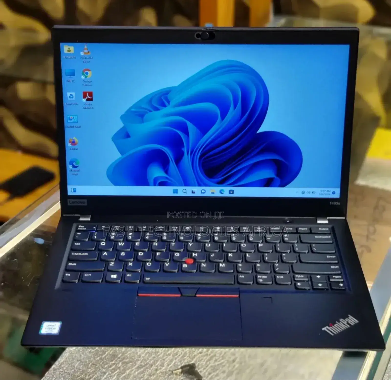 New Laptop Lenovo Thinkpad T490s 16GB Intel Core I5 SSD 256GB