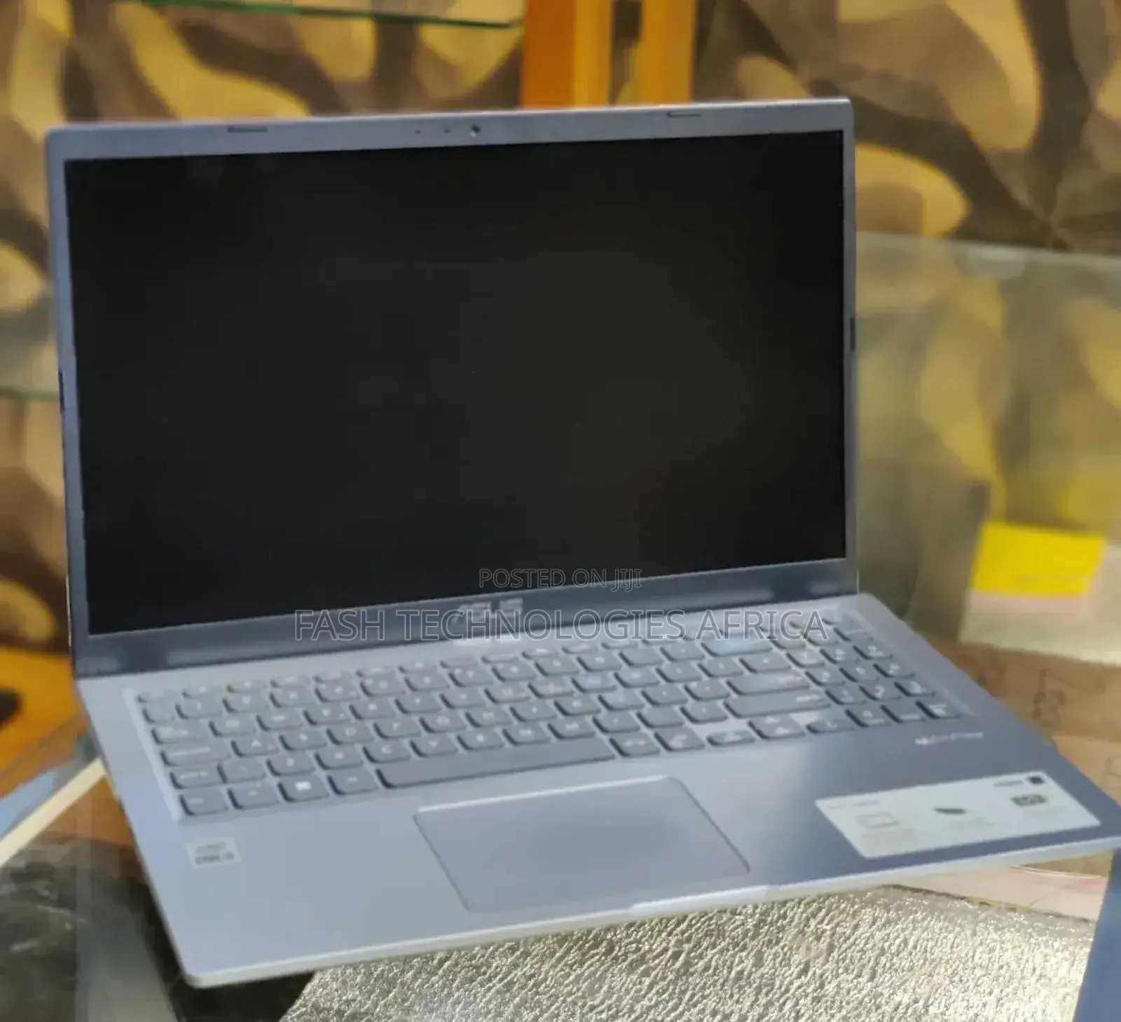 New Laptop Asus ASUSPRO B9440UA 8GB Intel Core I3 SSD 256GB