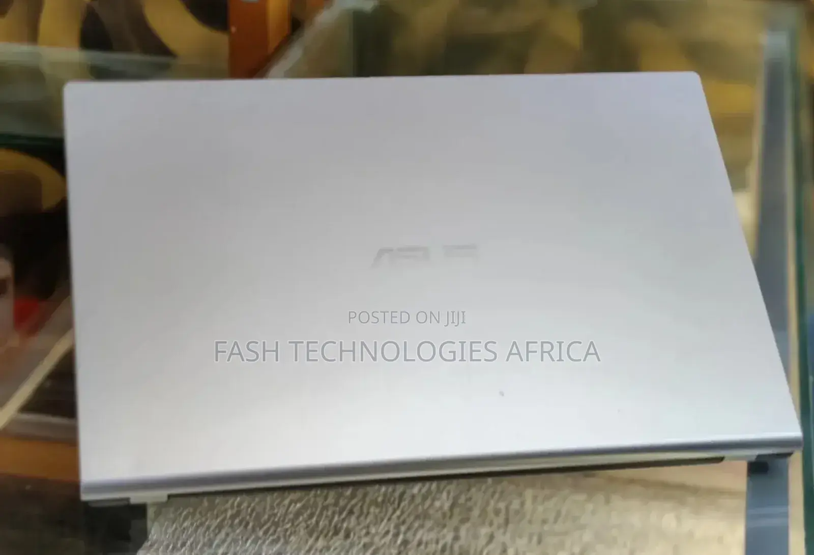 New Laptop Asus ASUSPRO B9440UA 8GB Intel Core I3 SSD 256GB