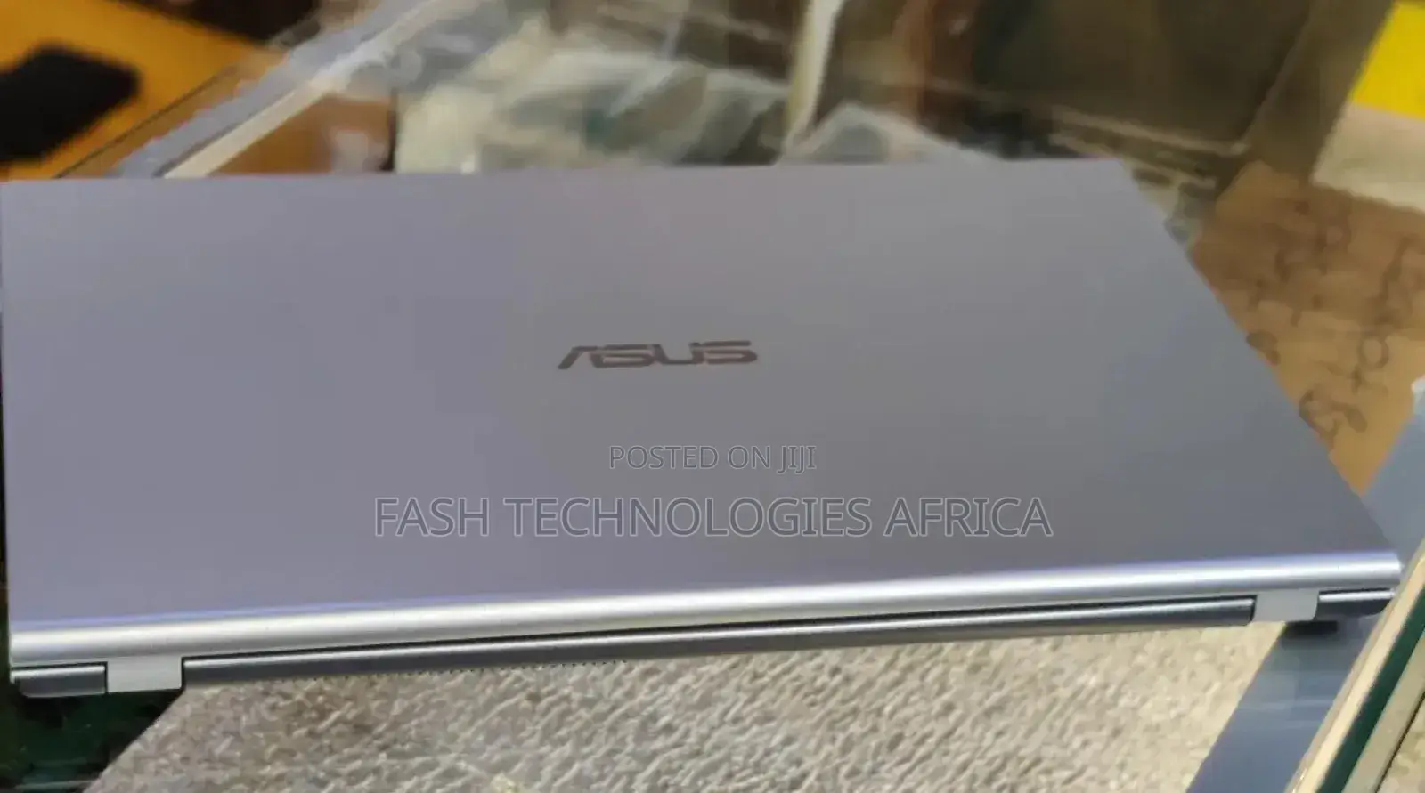 New Laptop Asus ASUSPRO B9440UA 8GB Intel Core I3 SSD 256GB