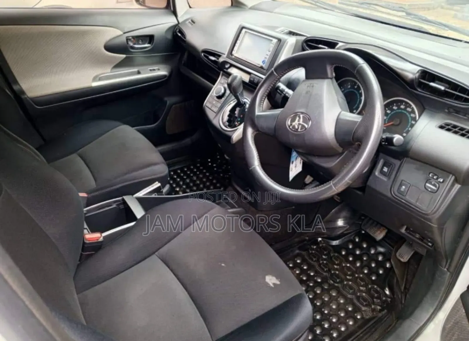 Toyota Wish 2010 White