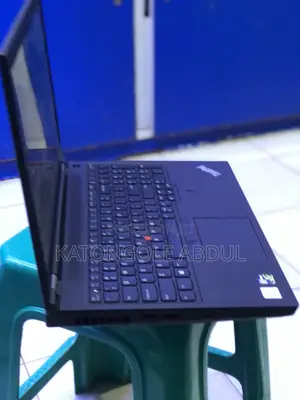 Photo - New Laptop Lenovo Thinkpad P15s 32GB Intel Core I7 SSD 1T