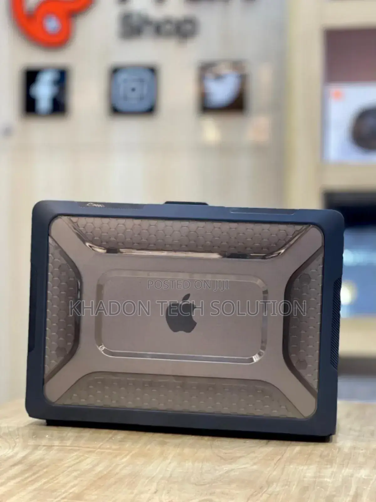 Macbook Cover / Apple Laptop Cases