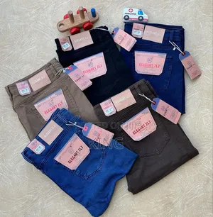 Plain Colour Jeans. Classy Men
