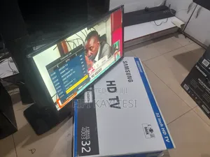 Samsung 32 Inch Led Frat Screen Smart TV