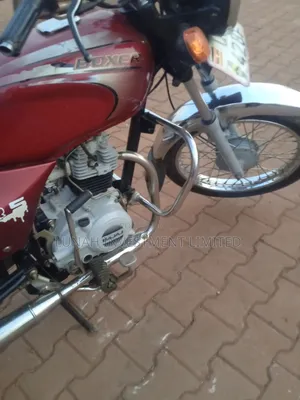 Bajaj Boxer 100 2023 Red