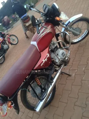 Bajaj Boxer 100 2023 Red