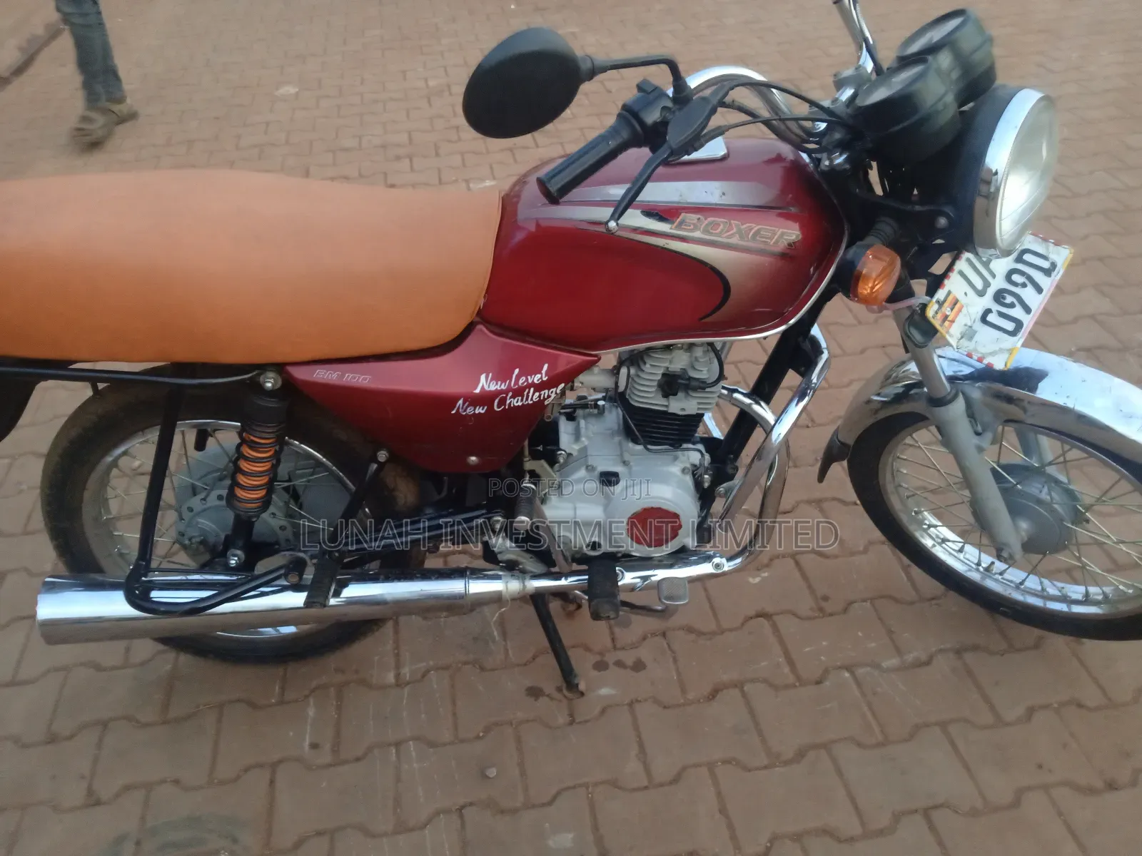 Bajaj Boxer 2023 Red