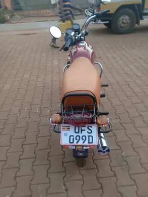 Bajaj Boxer 2023 Red