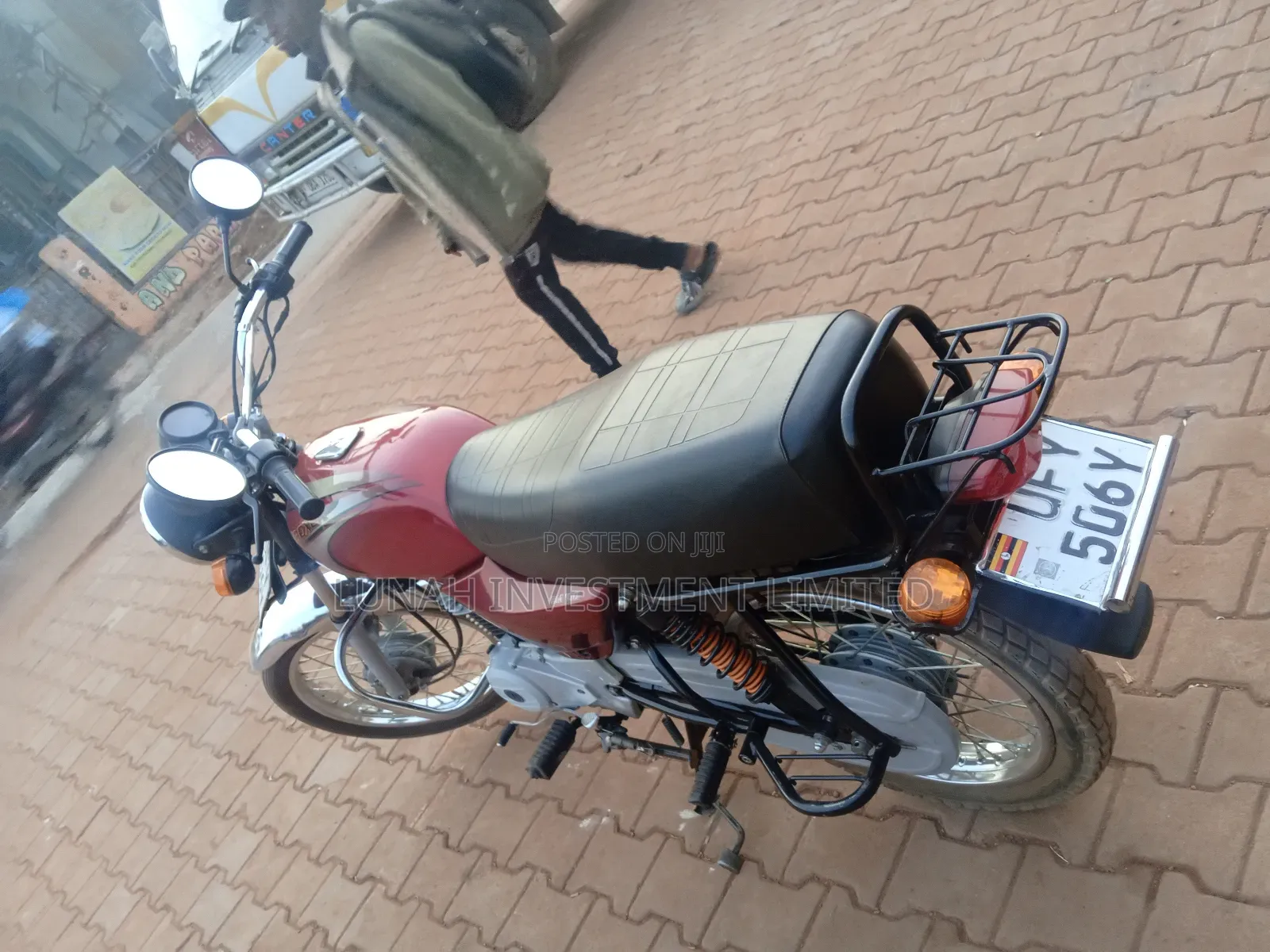 Bajaj Boxer 2023 Red