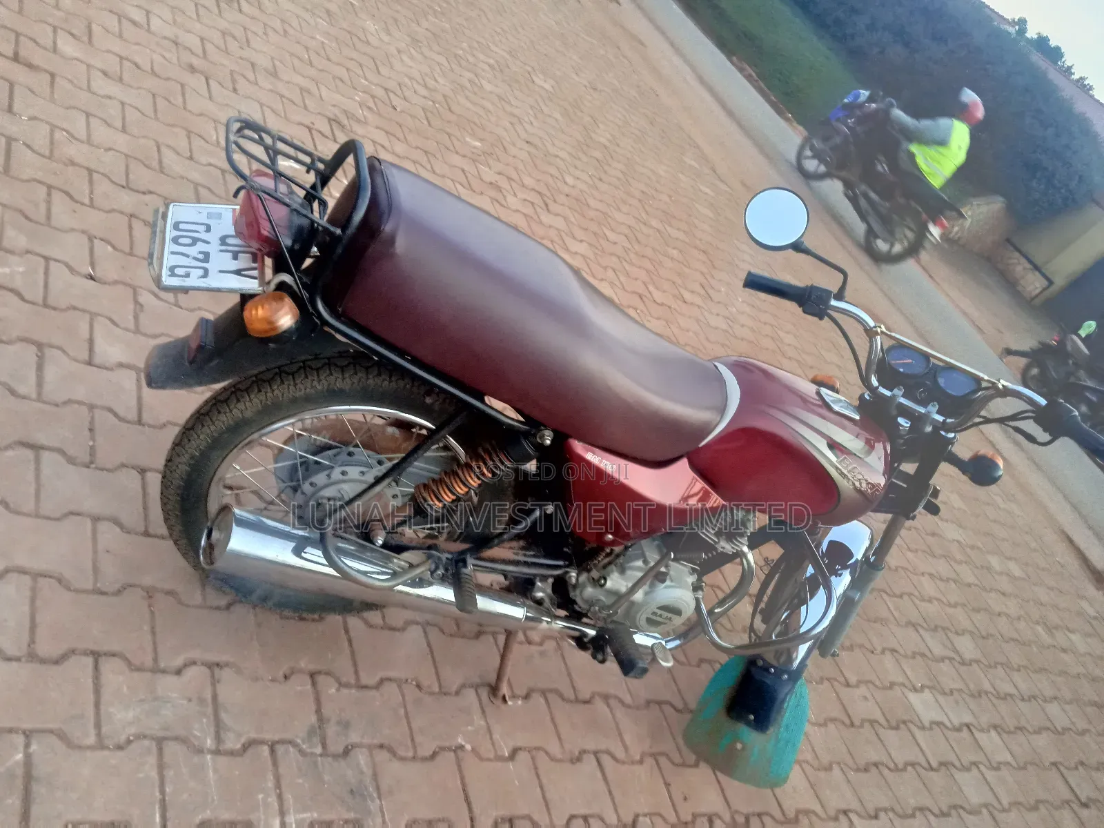 Bajaj Boxer 100 2023 Red